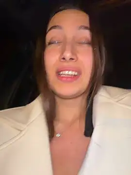 ICrazyOneIRL - 😱SKIRT-UP, OPEN LEGS DRIVER SEE PANTIES