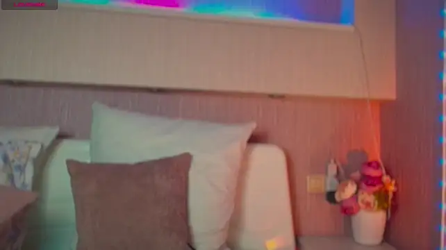Glorianikolson - your sperm on my BOOBS
