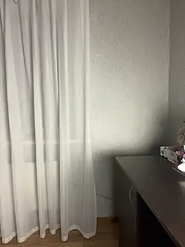 KiraSakura - SHOW ASS