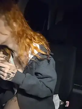 FreyaFucksFans - 😈 NEAR A STRANGER CAR AND FINGER PUSSY