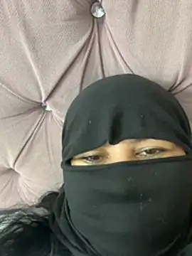 Amina_hafsa - Do you want to see big tits?