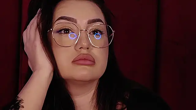 AnnaSage - topless dance