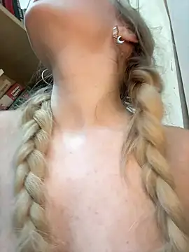 LollyPollly - MASSAGE BOOBS IN LIBRARY 🍒