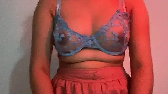 Rosie_Ivy25 - Hi, New To You.. 👋 Be Nude.. 🦵