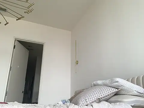 TheFitFreak - show tits and slap them
