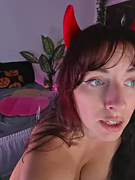 Sapphir3xoxo - Je secoue mes seins