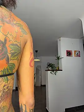 LizStorm_ - Hi Liz , look amazing , show boobs