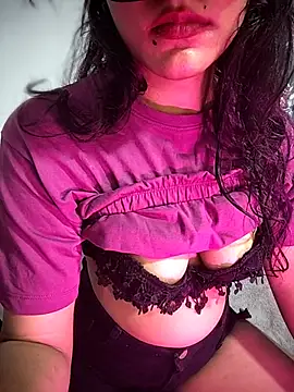 Sexyqueen_1 - Chocolate 🍫 on boobs and spit