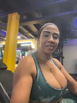 Charlotte_bayron02 - carrot in my cunt cum