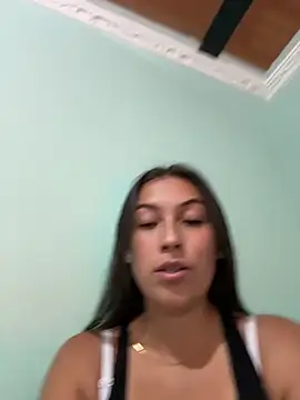 VictoriaLannee - Finguers and lush in pussy 🔥💦