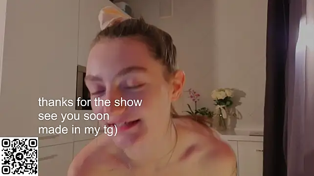 Valenora_xs - spanks swett ass