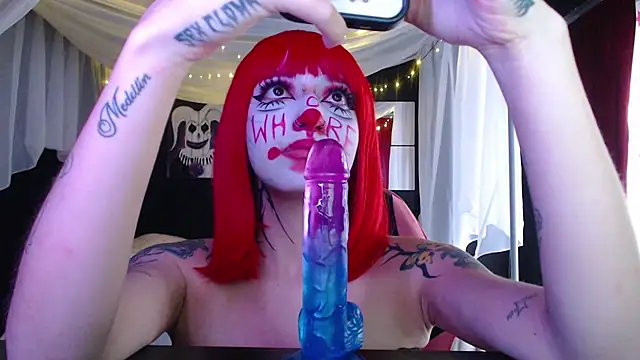 Eloise-brown - Destroy makeup with saliva