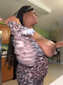GirthGoddessCoco - Make Me Squirt💦Squirt Count: 0