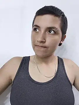 Sweet_nico_19 - show naked +dildo
