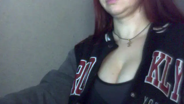 Maya_Sinclair - Hi! I'm hot, do you want me?