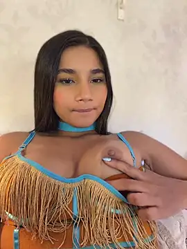 AlessiaVallmont - Put the plug in Pocahontas 🍑