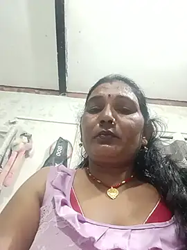 YOURFIVAA - Show tits 🥰🫣🍑