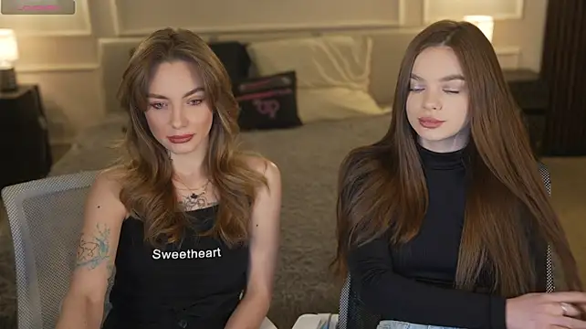 Zlata_Sky - finger in pussy