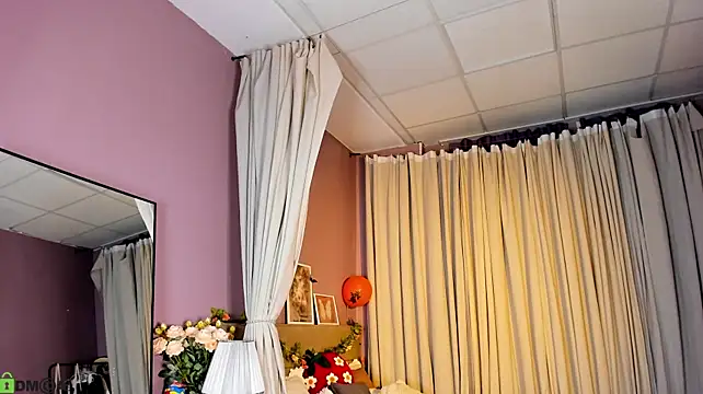 Dearly_Emily - Sexy doggy tease