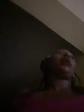 FREAKYBBW_001 - Finger pussy n squirt