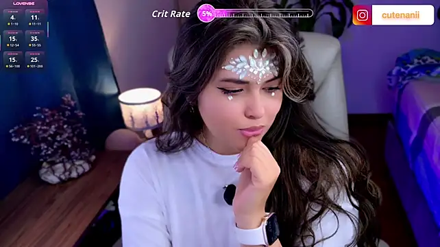 Nannicutee - undress me and kiss my body
