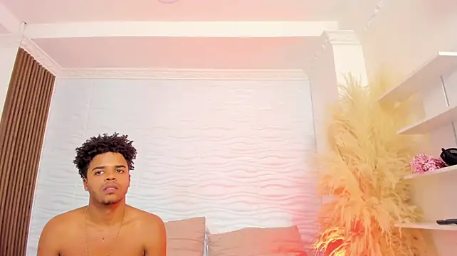 TaylorAndThalia - Rub pussy at the princess 😈