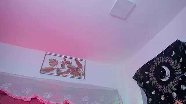 BonnieCute_ - dildo glass in my pussy