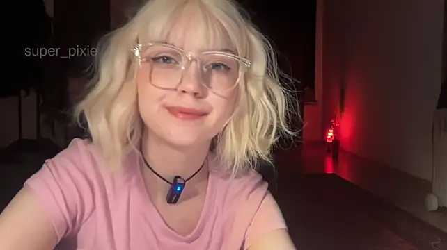 Super_pixie - rub my booty closer to cam