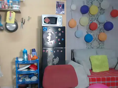 Hella254 - suck tits,fuck toys,squirt & cum
