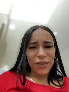Naatalia - Show boobs