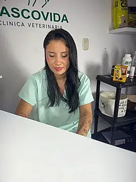 Amy_Cutte__ - Show boobs and completly naked