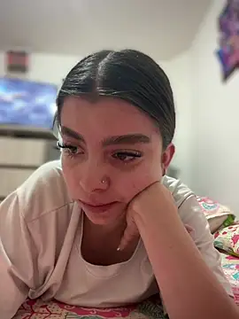 Cloew_Marz - Fingers a pussy + erotic dance + oil