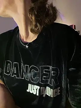 Chris06d22@xh - Douche intense intime hot🍑🥵😼