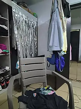 Eimy__saenz - Big beautiful anal plug🤤🥒
