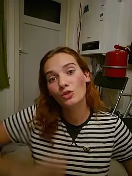 Sweetsophie69 - pussy close upp plus dildo playyy