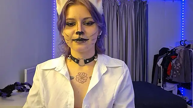 Cake_hard - squeeze my boobs