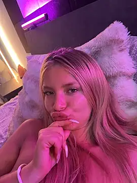 AnastasiaAniess - :heart: just because we love you Annie