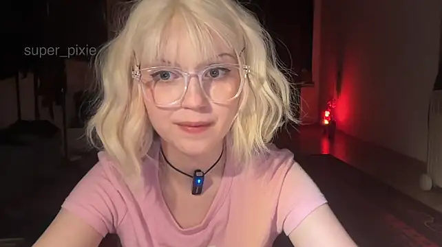 Super_pixie - rub my booty closer to cam