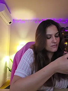 MiaRides19 - I will suck dildo 🙈🙈