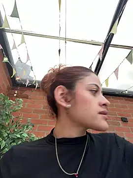 Alana15 - MAKE ME WET