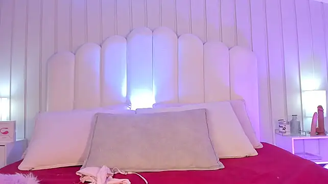 Catalinaruiz_ - FINGER ASS + TOTALLY NAKED