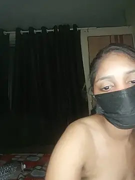 Tirpi - Finger in pussy