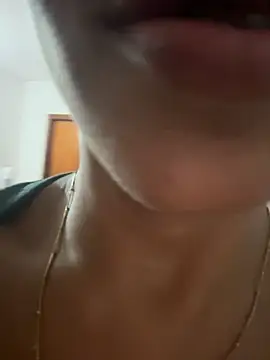 Charlotte_bayron02 - Doble penetration banana