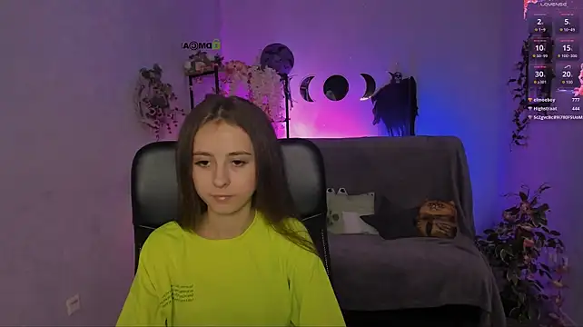Rebecca_smile - doggy in panties