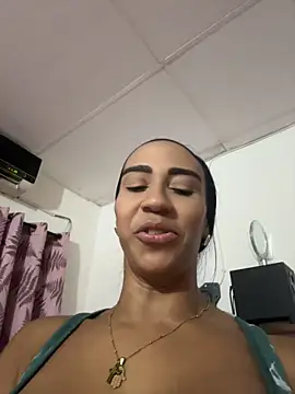 Charlotte_bayron02 - Doble penetration banana