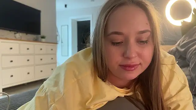 DextralCrew - suck finger so close in doggy