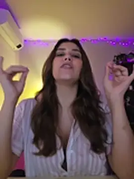 MiaRides19 - I will suck dildo 🙈🙈