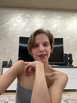 LeyaJohnson - Topless for end