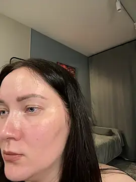 Kiss_My_Body - Take off your top for 10 minutes