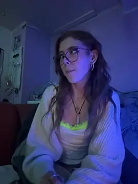 Alina-420